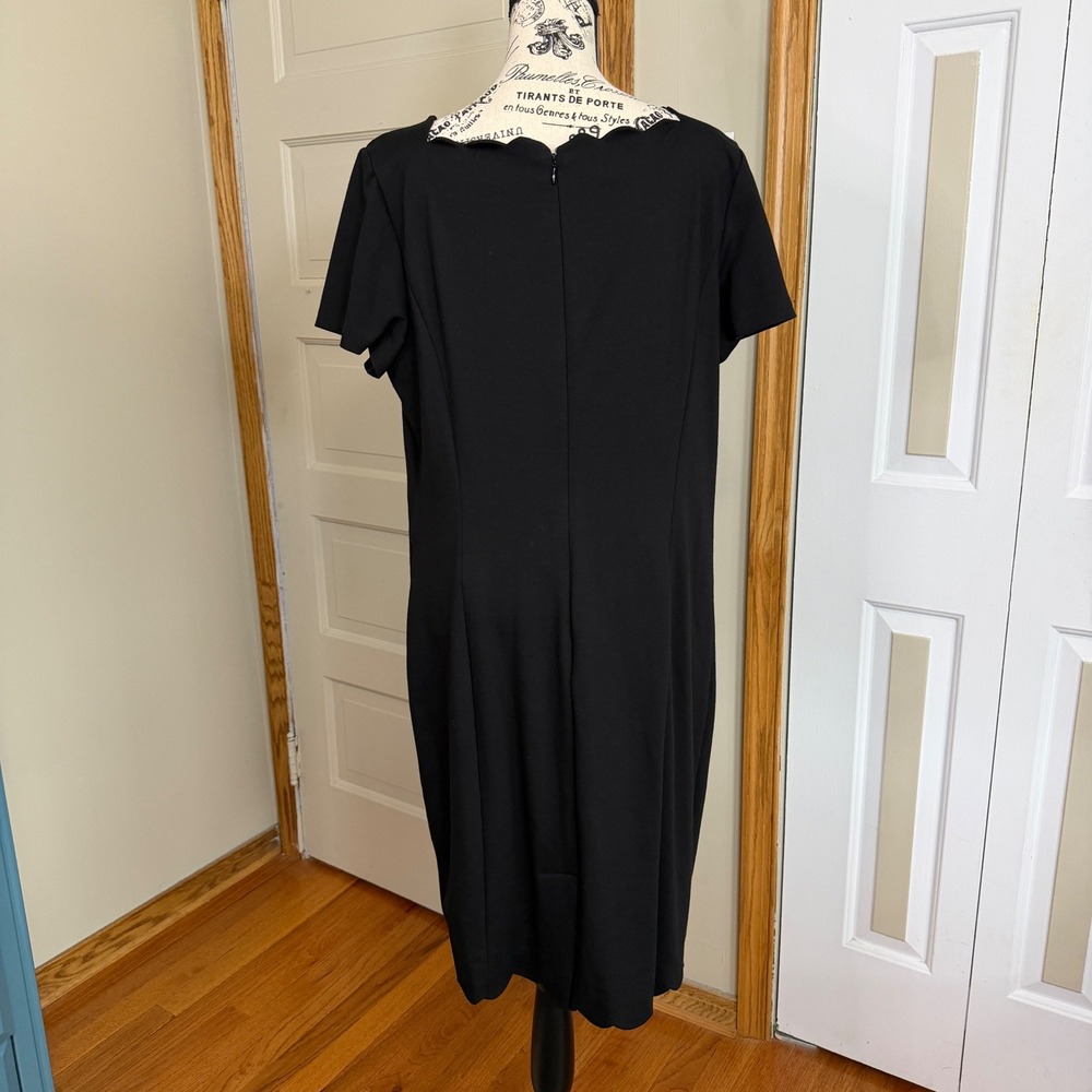 Talbots Scalloped Neckline Ponte Sheath Dress Size 16 Minimalist Event Staple - Picture 2 of 10